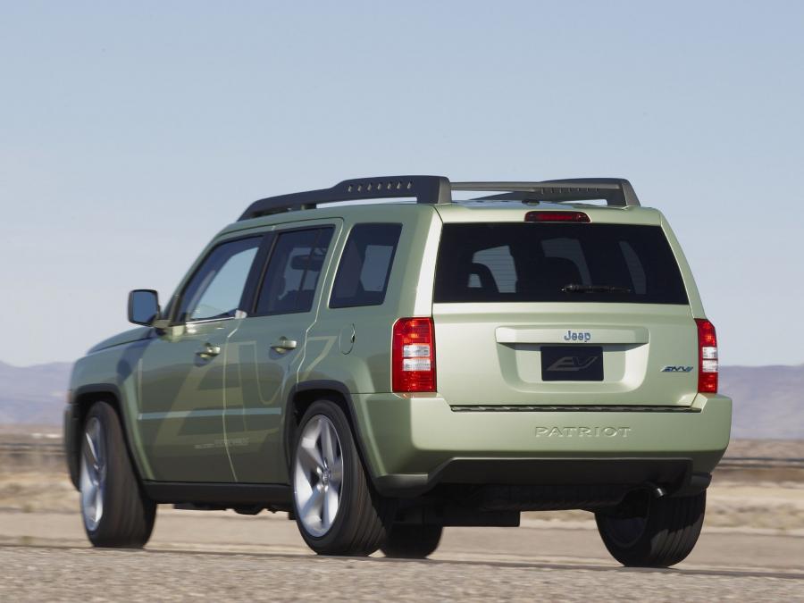  Jeep Patriot EV Concept 2009 года  (фото 5 из 12)